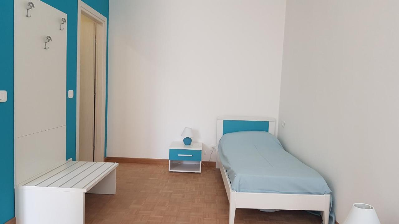 Trieste Center Rooms & Apartments - Fiori Di Trieszt Kültér fotó