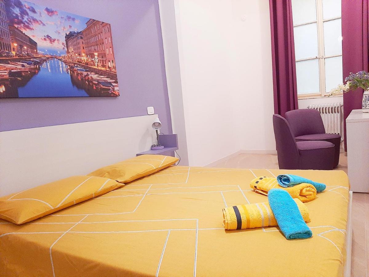 Trieste Center Rooms & Apartments - Fiori Di Trieszt Kültér fotó